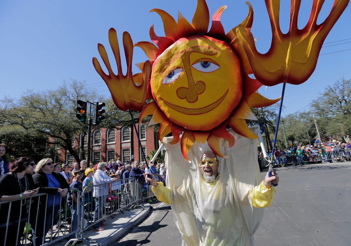 Krewe of Iris 2017 rolls in New Orleans: See Mardi Gras parade photos